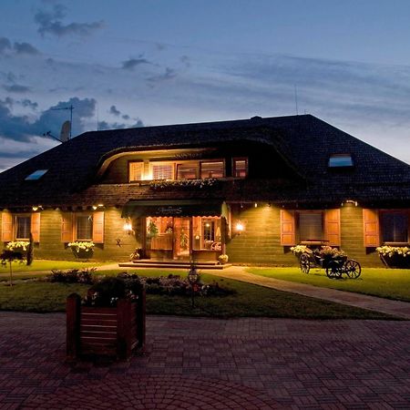 Aparjods Hotel Sigulda Exterior photo