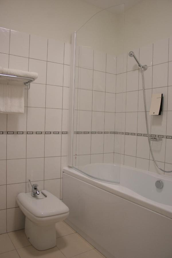 Aparjods Hotel Sigulda Room photo